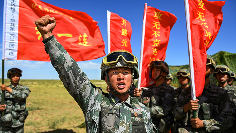 了不起的中國軍人丨楊德龍：立身為旗，當好星火傳承人